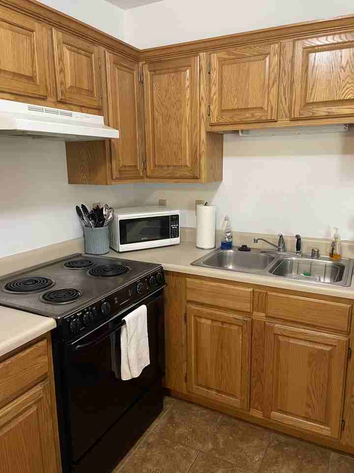 718 West 25th Street #4 - Photo 3 of 12