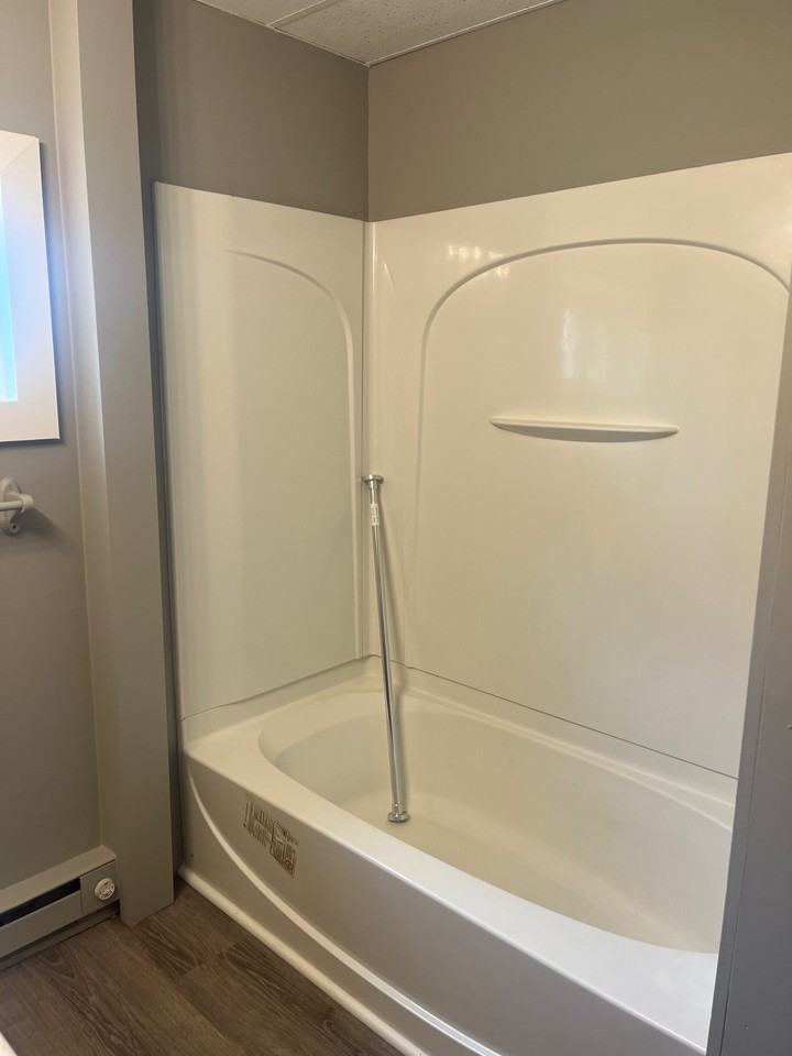 19 Circle St #1 - Photo 4 of 11