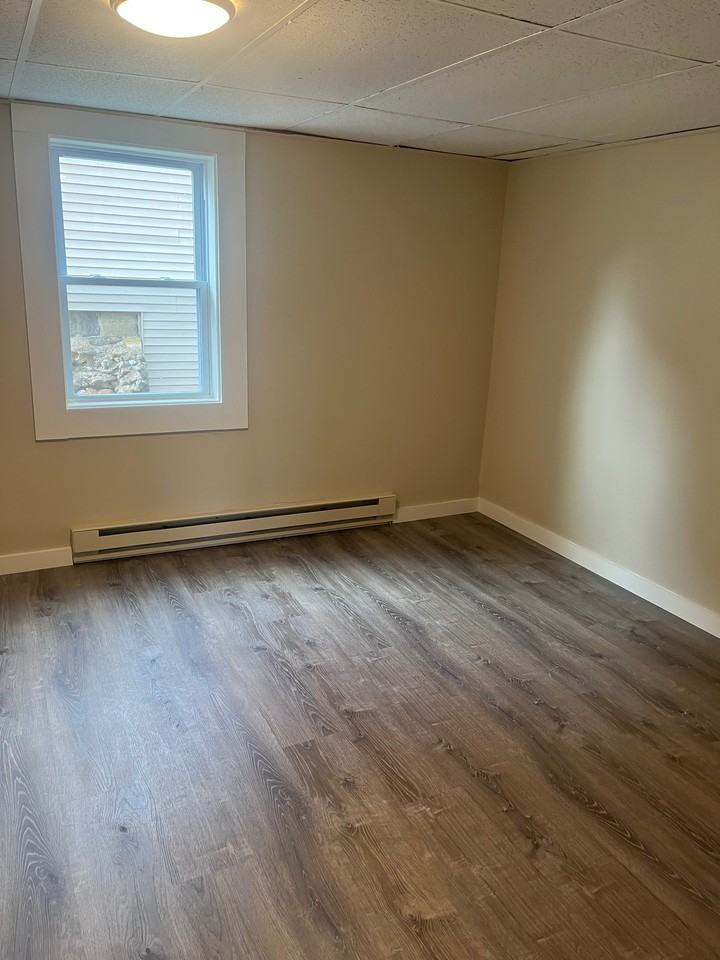 19 Circle St #1 - Photo 6 of 11