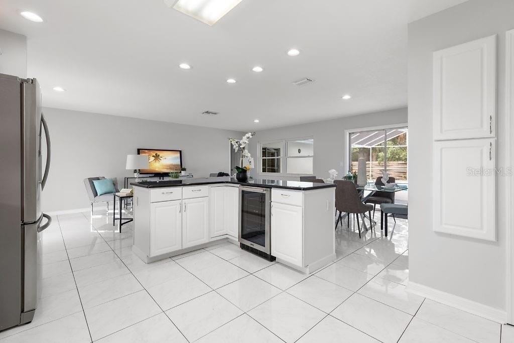 8401 Blackstone Ct - Photo 2 of 50