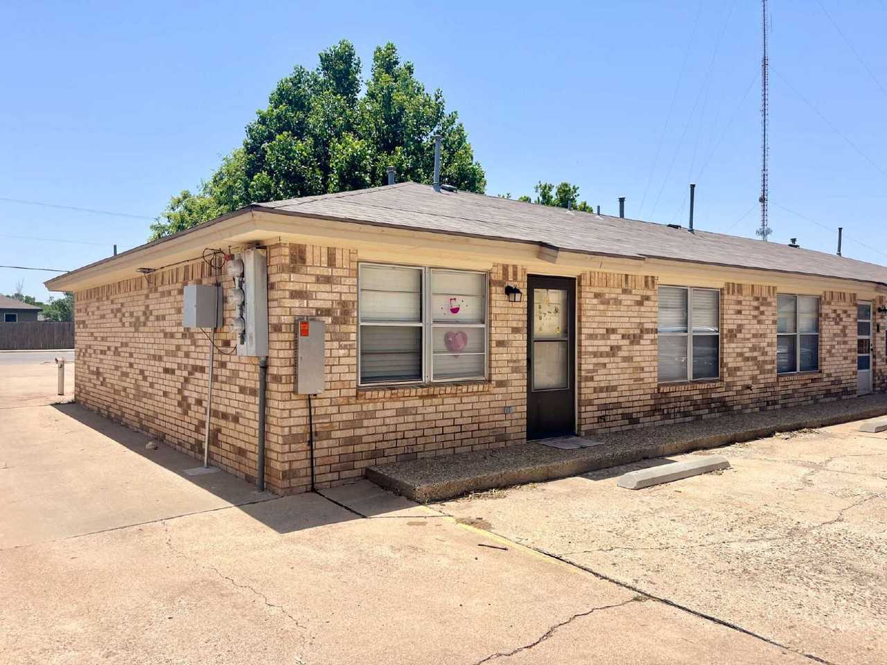 2308 74th St Apt B1 - Photo 2 of 20