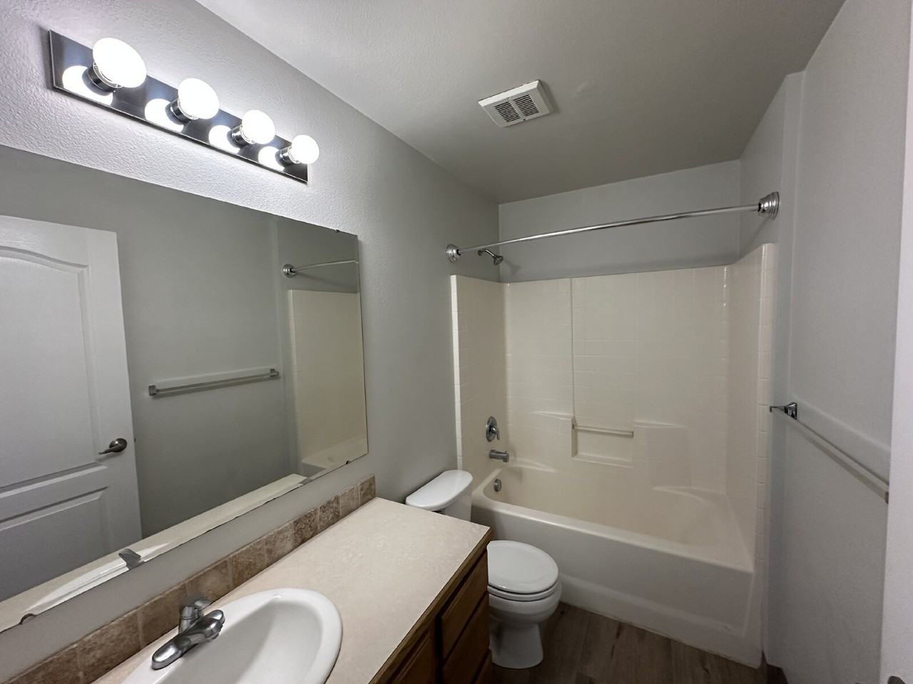 1205 N. Hartman - 102 B - Photo 6 of 24