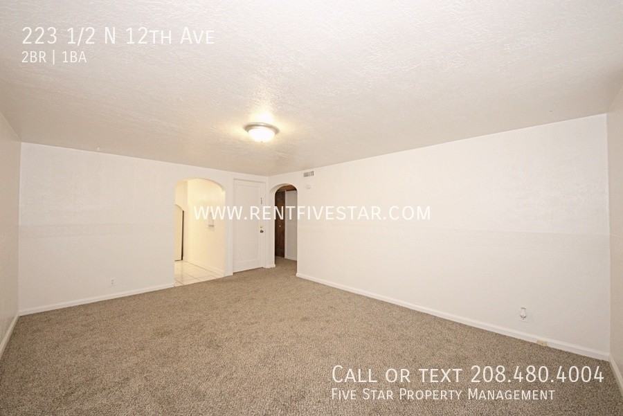 223 1/2 N 12th Ave - Photo 2 of 9