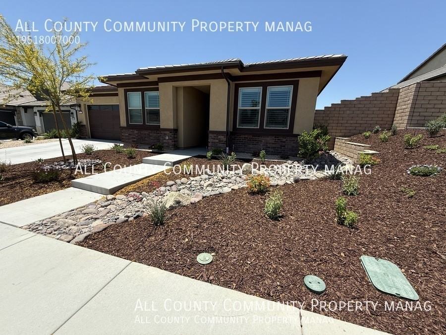 39613 Dayspring Way - Photo 2 of 50