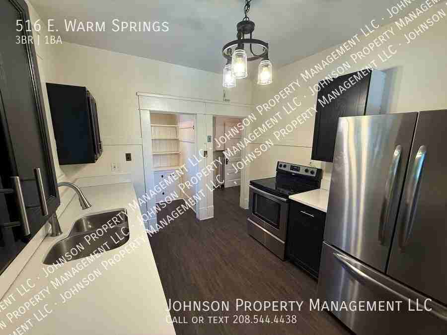 516 E Warm Springs Ave - Photo 2 of 15