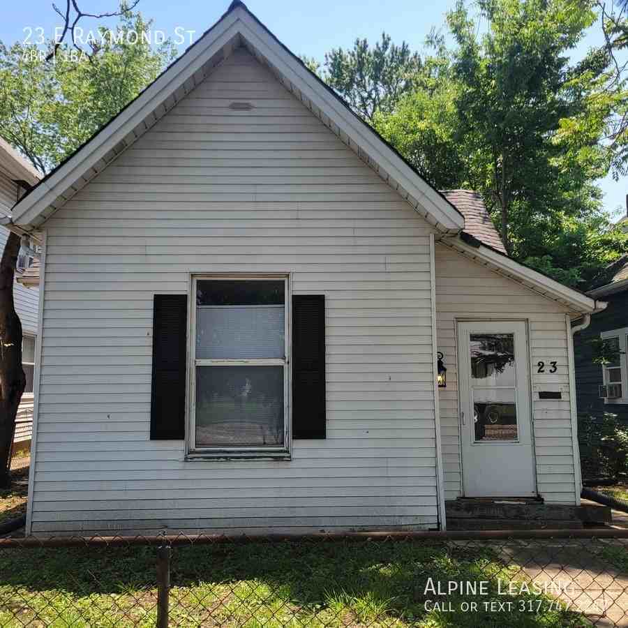23 E Raymond St