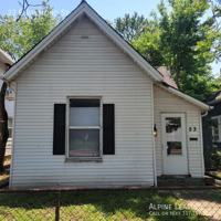 featured image of 23 E Raymond St