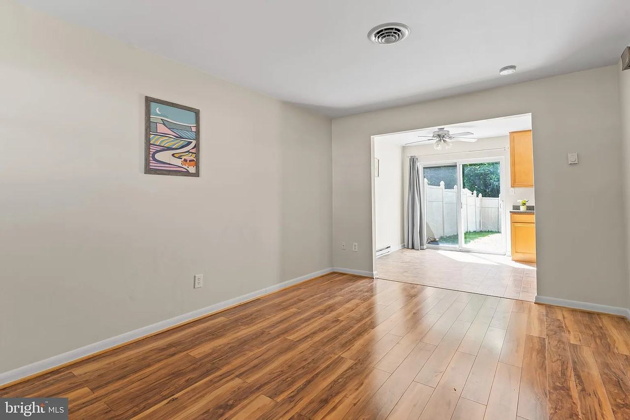 121 Carnival Dr #121 - Photo 5 of 14