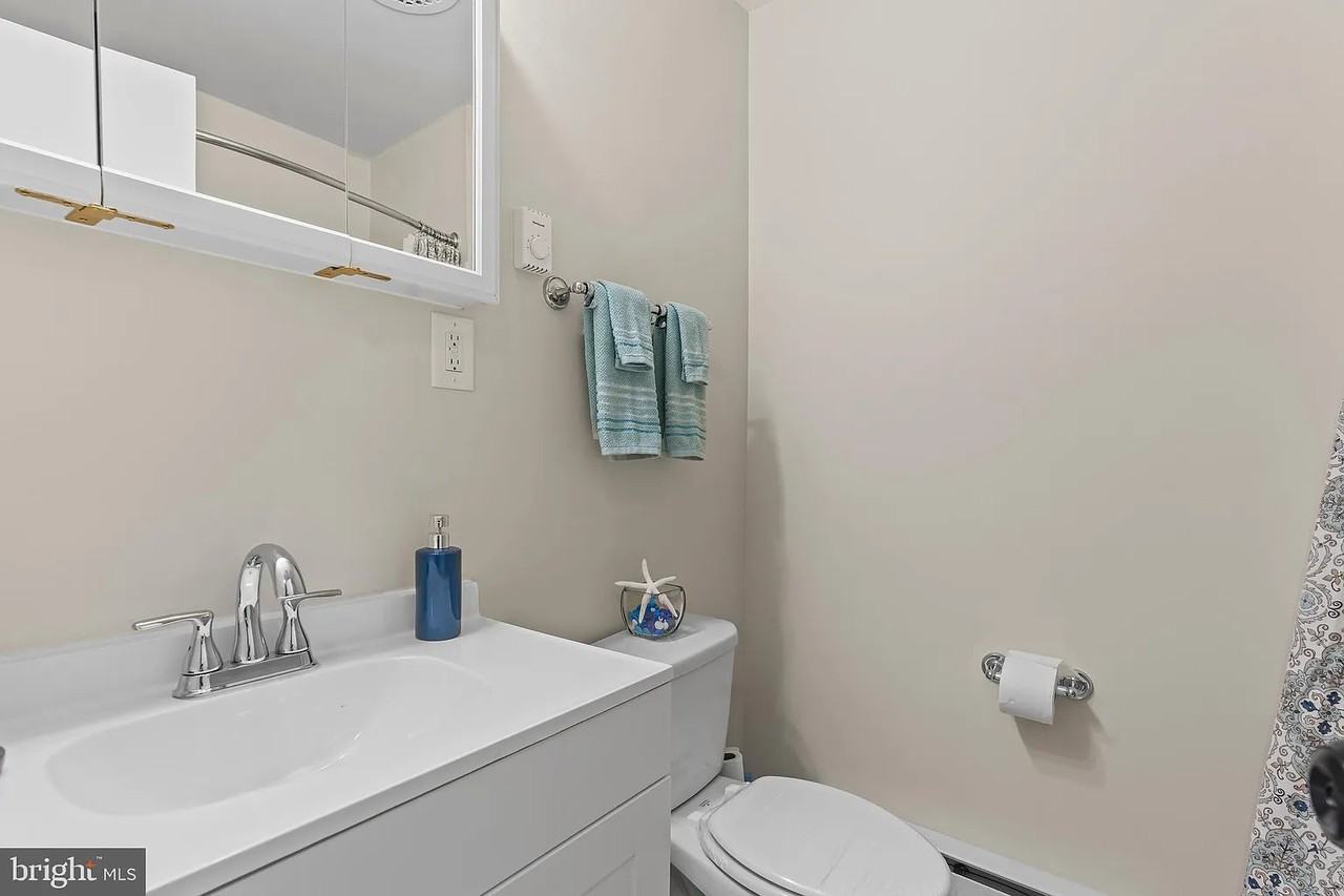 121 Carnival Dr #121 - Photo 6 of 14