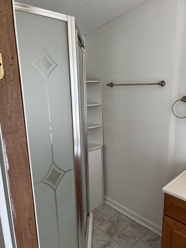 259 Sw Taylor Gln #NA - Photo 5 of 7