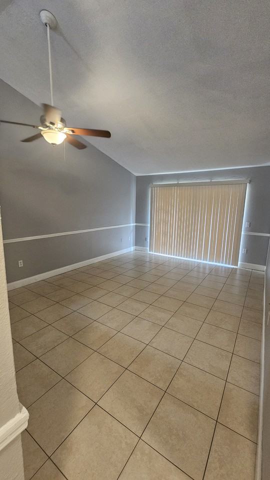 12405 Shearwater Dr #12405 - Photo 3 of 7