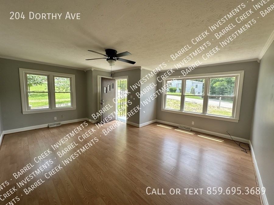 204 Dorothy Ave - Photo 3 of 16