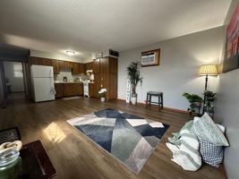 featured image of 322 S Washington St