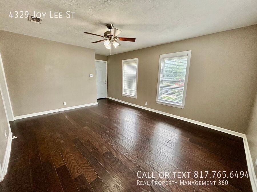 4329 Joy Lee St - Photo 2 of 16