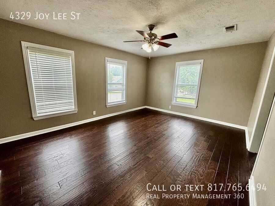 4329 Joy Lee St - Photo 3 of 16