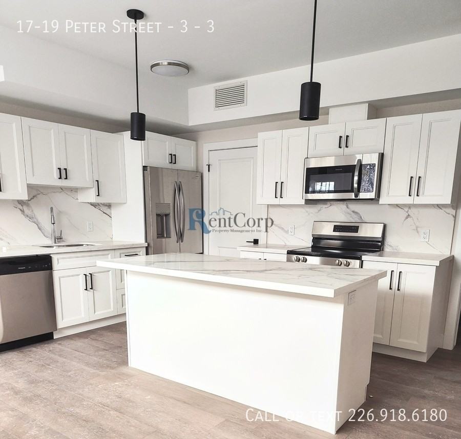 19 17-19 Peter Street - 3 #3 - Photo 2 of 12