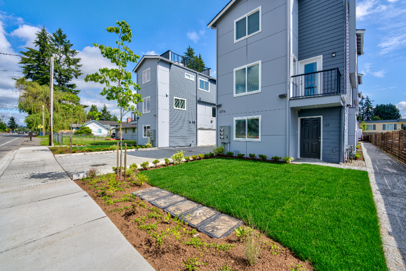 4716 Grove St #106 - Photo 2 of 20