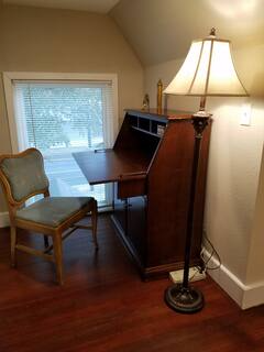 1317 E 1st St #2 - Photo 4 of 8