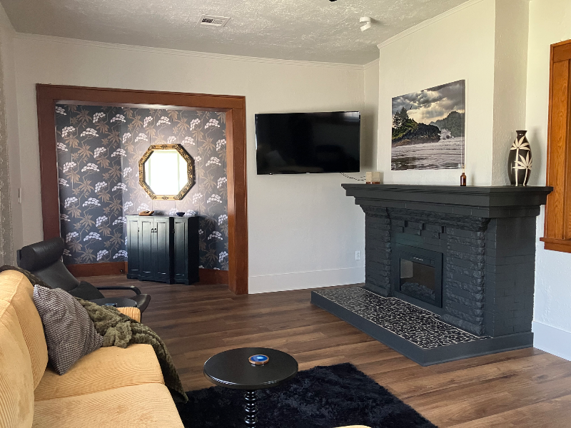 1220 Northwest 36th Street - Photo 4 of 30