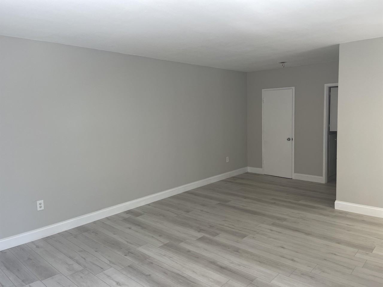 500 13th Street - Photo 2 of 33