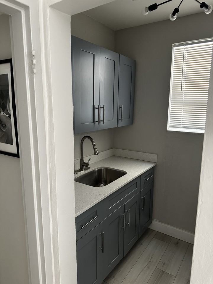 500 13th Street - Photo 3 of 33