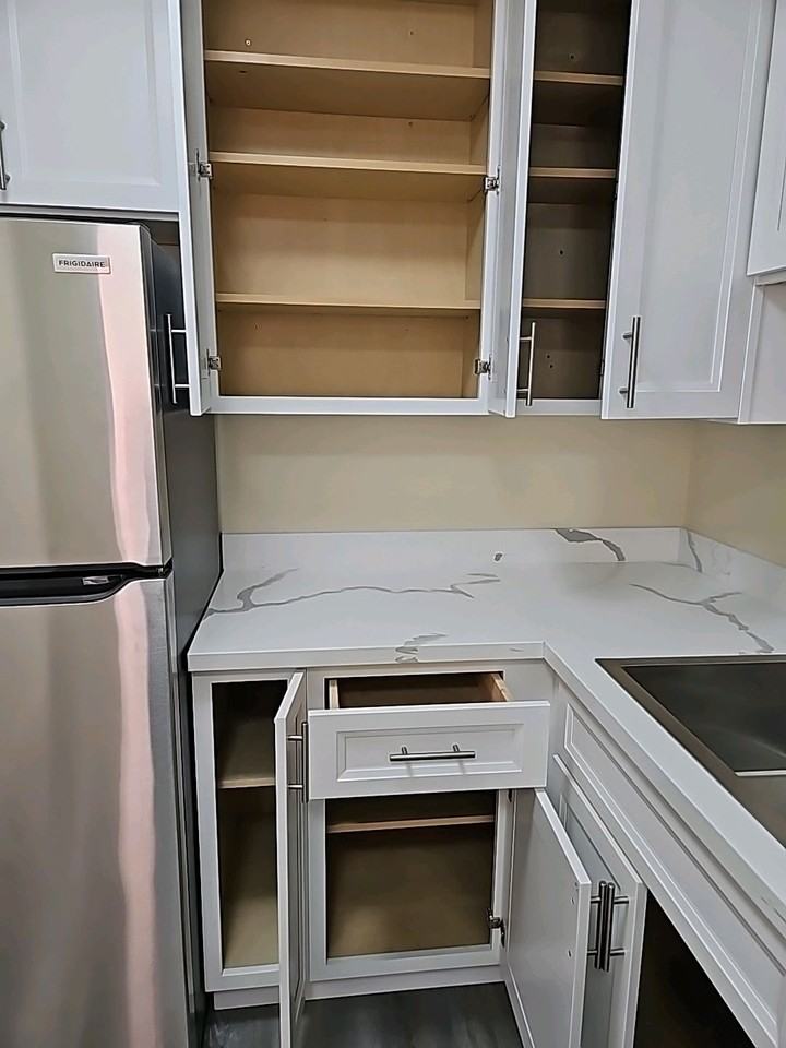 200 Montecito Avenue - Photo 6 of 17