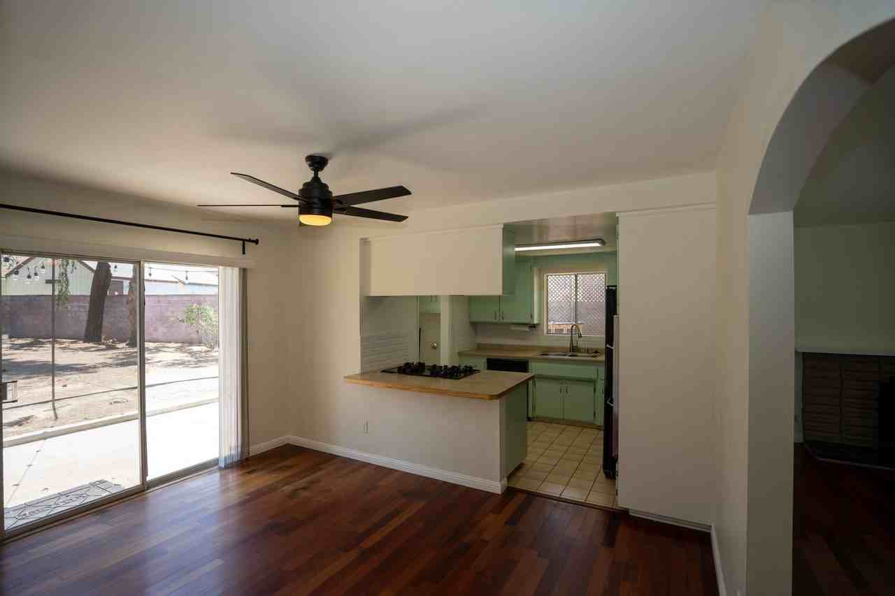 10733 Mead Way - Photo 3 of 17
