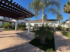 Park View Apartments in The Heart of San Diego! - Photo 1 of 1