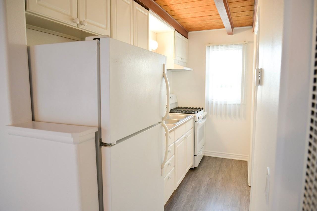 2601 South El Camino Real - Photo 2 of 7