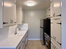 featured image of 4004 Williams Rd #11