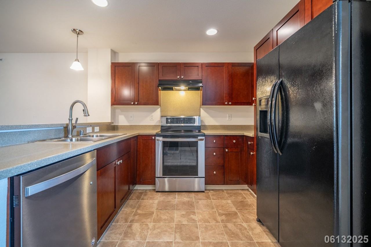 1020 Kakala St #1102 - Photo 3 of 26