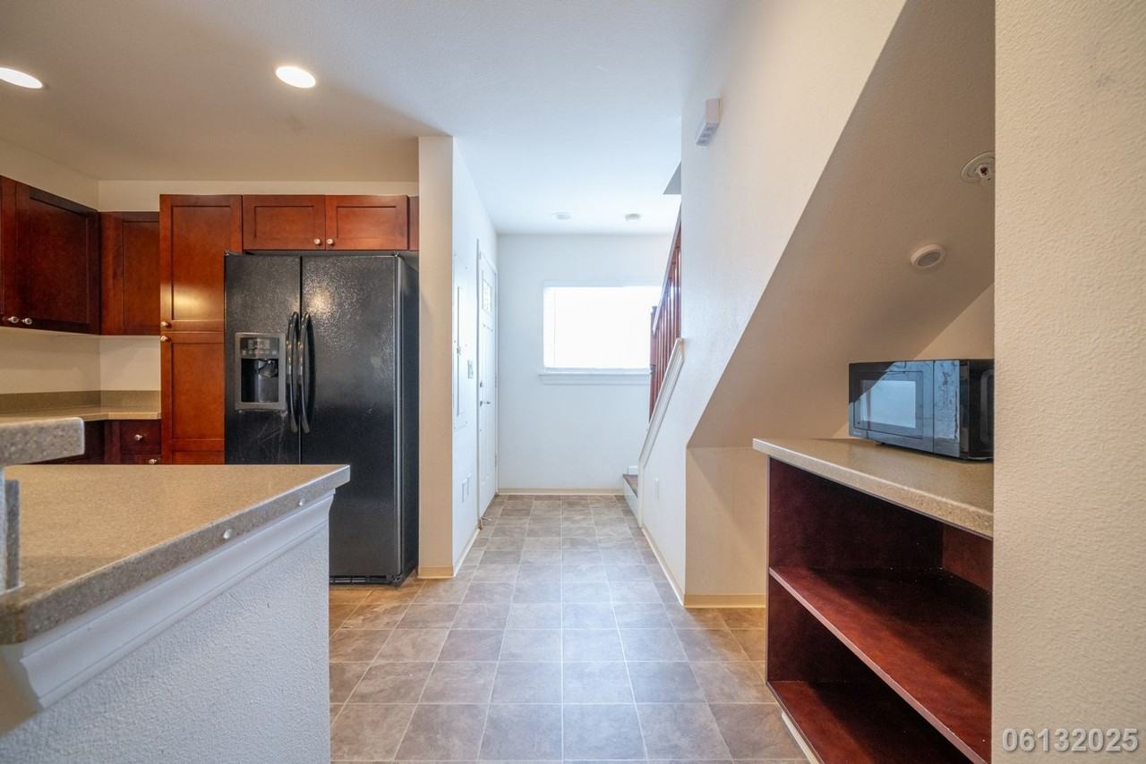 1020 Kakala St #1102 - Photo 7 of 26