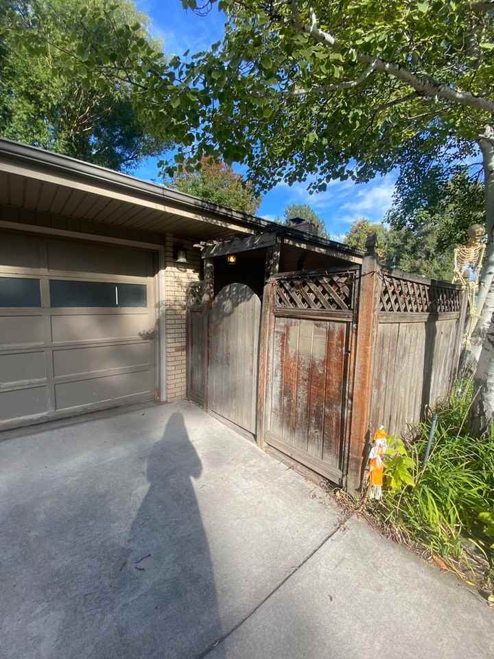 2205 Vassar Ave - Photo 2 of 27