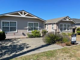 featured image of 2012 Pinecrest Ave