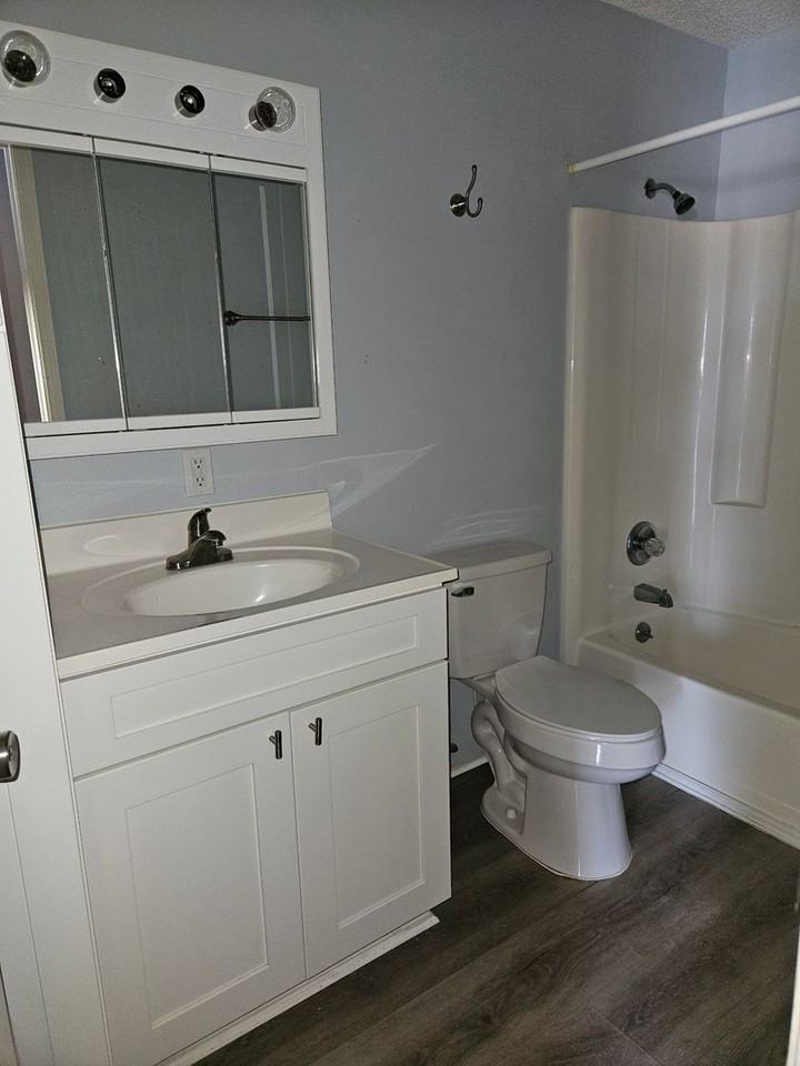 1290 9th St #307 - Photo 3 of 13