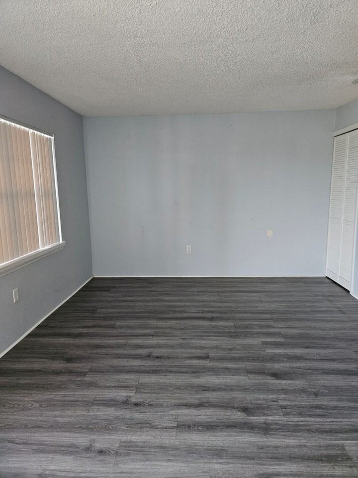 1290 9th St #307 - Photo 6 of 13