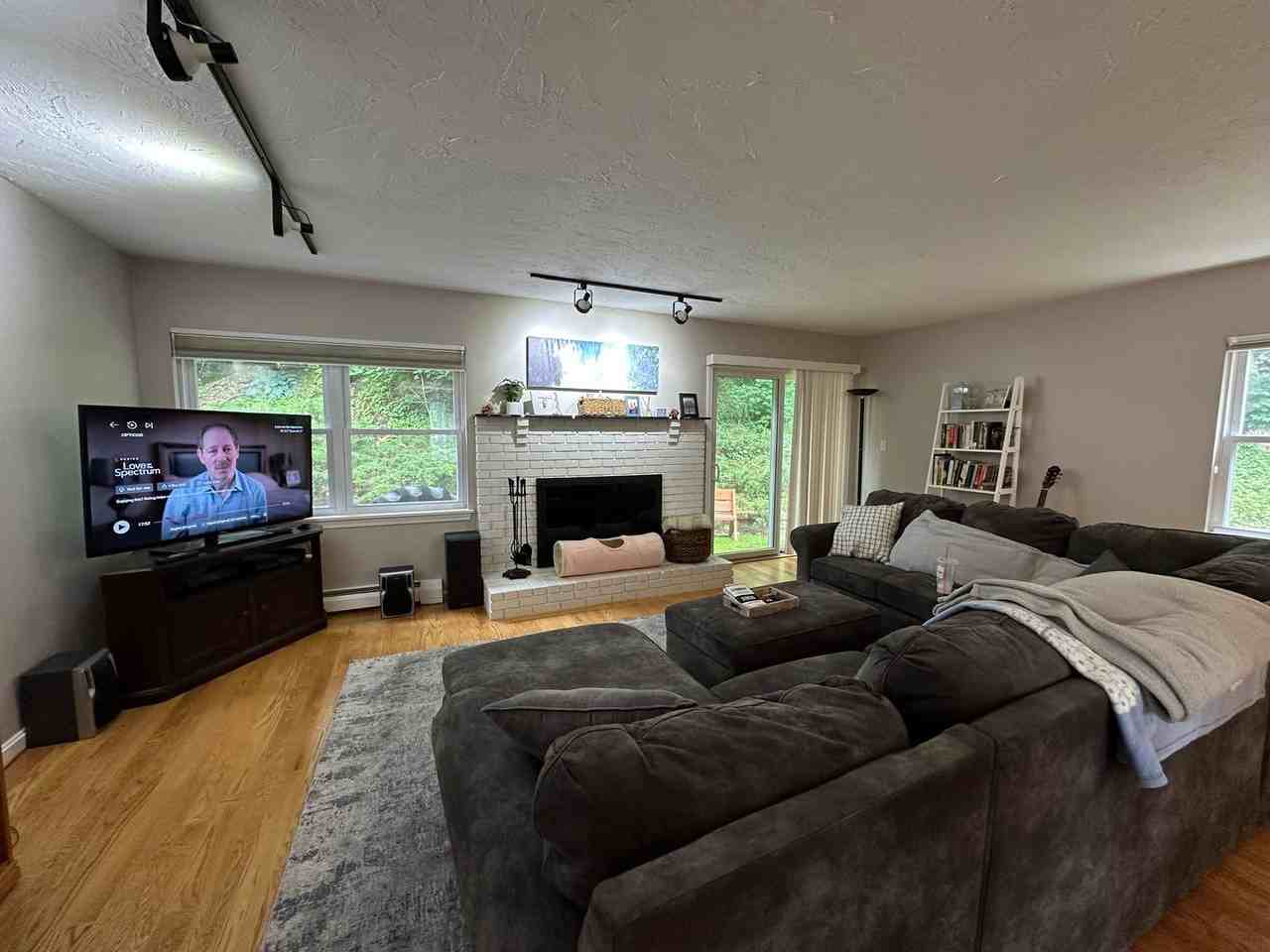 2249 Commonwealth Avenue - Photo 6 of 17