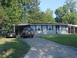 featured image of 906 Kings Rd