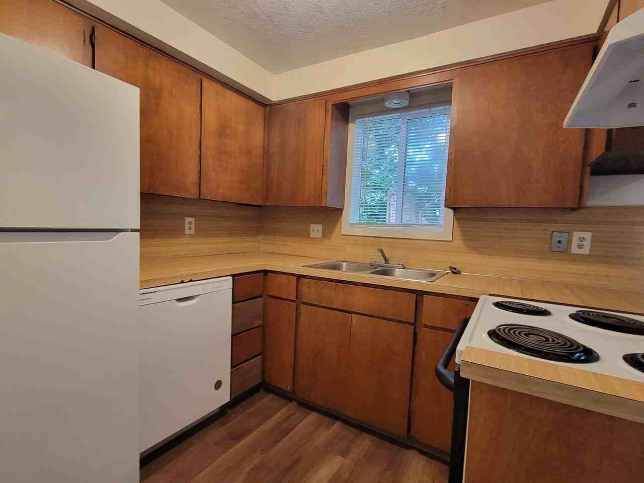 454-180 Stoneway Apartments - Photo 6 of 25