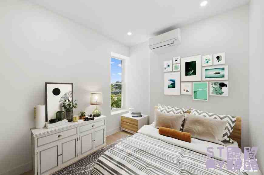 7250 66th St - Photo 4 of 10