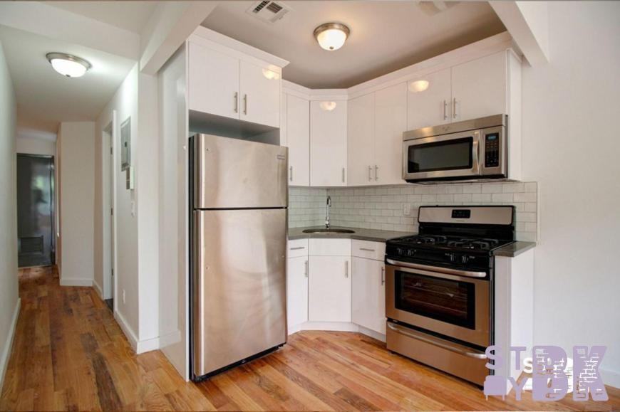 493 Prospect Place - Photo 4 of 8