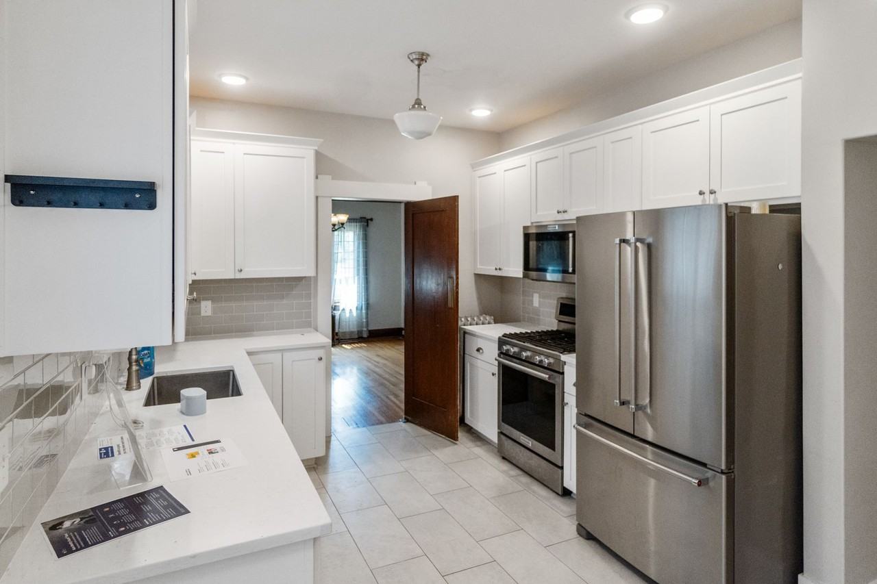 114 W 15th Ave - Photo 2 of 25