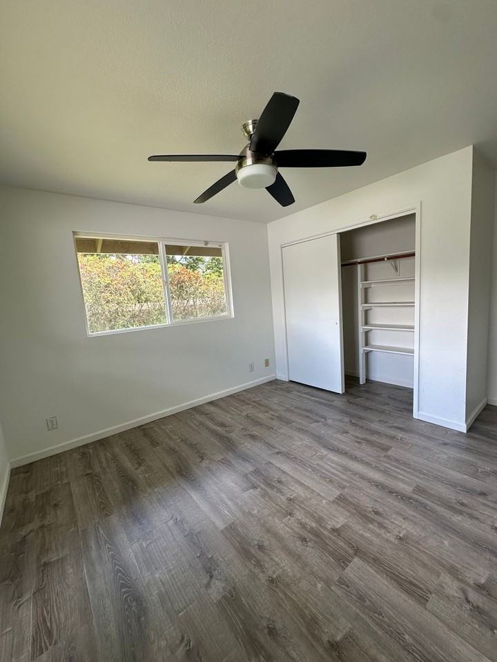 15-1808 16th Ave - Photo 3 of 12