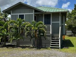 featured image of 1774 Kilauea Ave