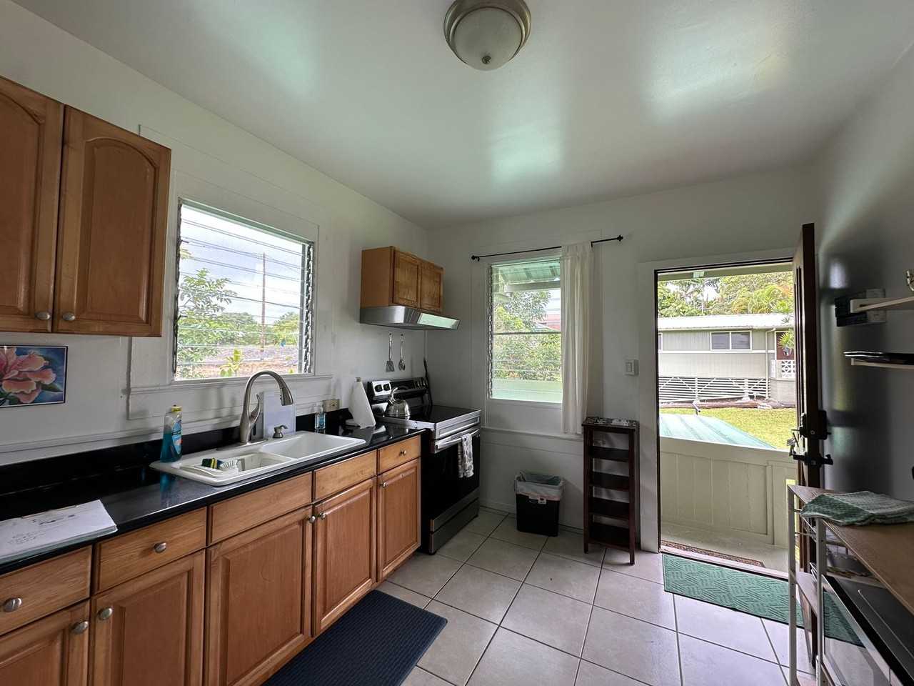 1774 Kilauea Ave - Photo 5 of 9