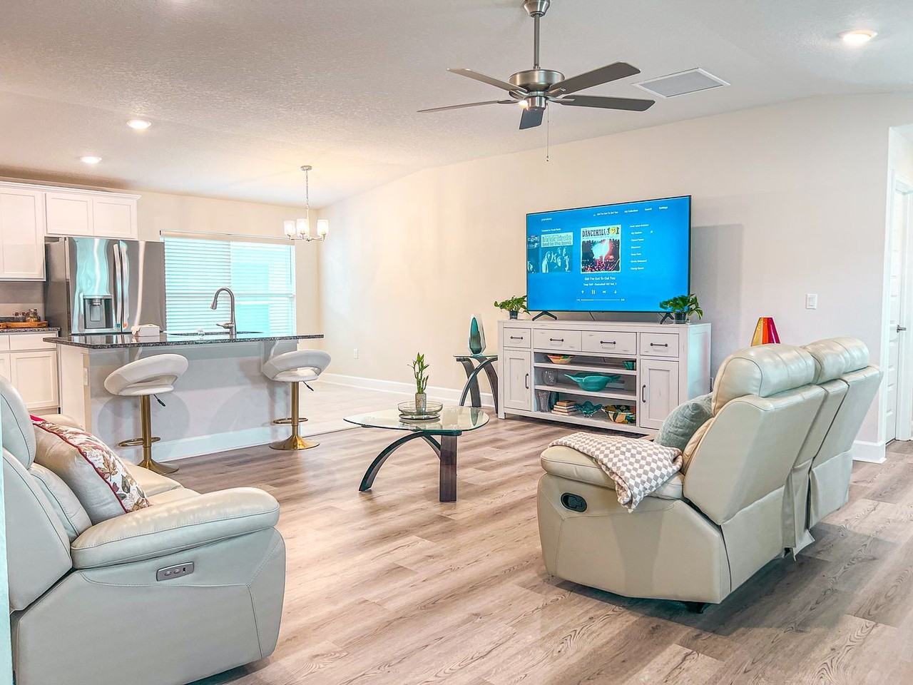 3669 Sagefield Dr - Photo 5 of 30