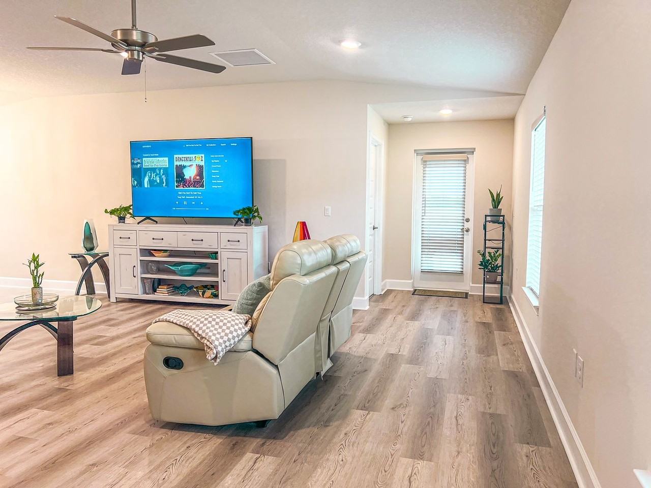 3669 Sagefield Dr - Photo 6 of 30