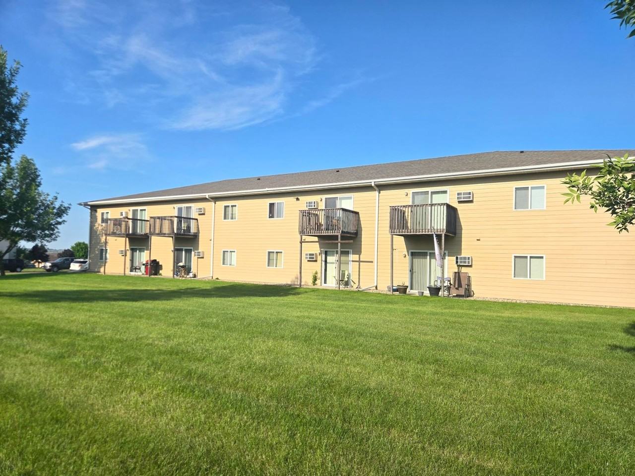 Timberline Apartments 2 - Photo 3 of 5