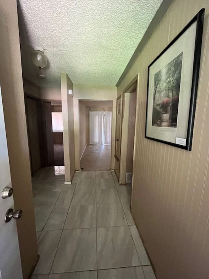 3118 Wyndrock Dr - Photo 2 of 15