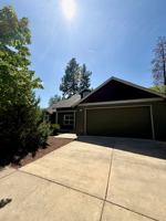 featured image of 885 Sw Silver Lake Blvd